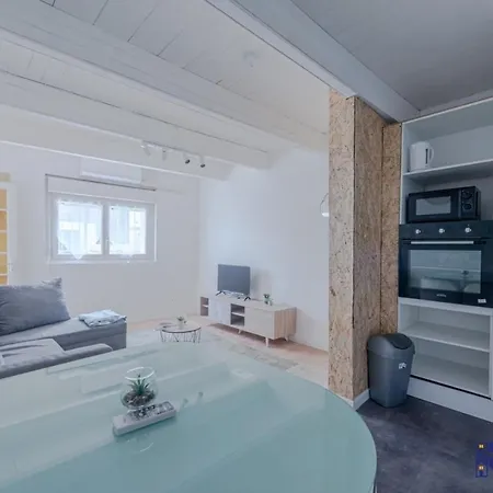 Apartamento Le Narbonnais Wifi 1 Parking Space Narbona